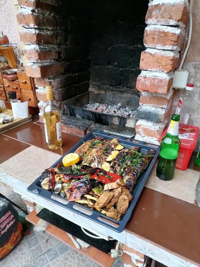 Къща За Гости Уют Guest House Cozy Старосел Екстериор снимка
