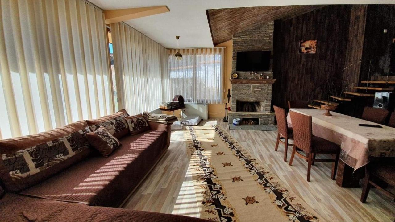 Къща За Гости Уют Guest House Cozy Старосел Екстериор снимка